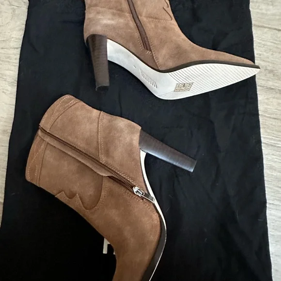 NWT PAIGE Lacey Western Suede Boots Shoes $358